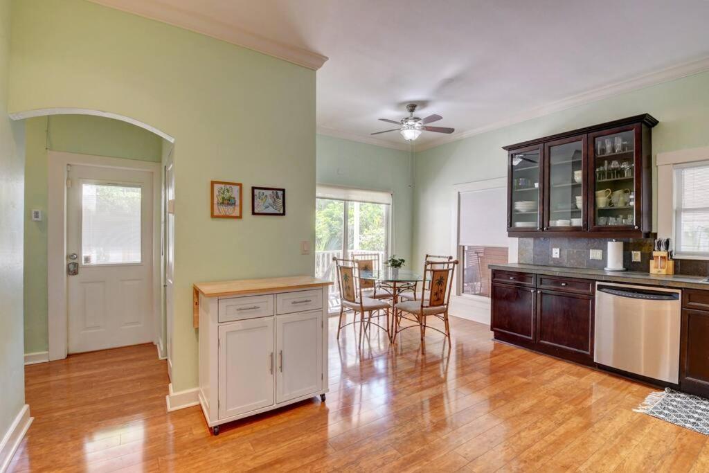 דלריי ביץ' Historic Spacious Home Two Blocks To Atlantic Avenue מראה חיצוני תמונה